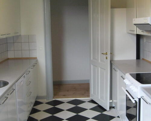 3 værelses – Læssøegade 19, 1. th. – Odense C