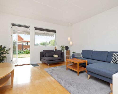 Flot og fuldt møbleret enderækkehus | Hvidovre