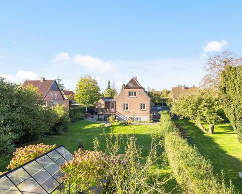 Klassisk og renoveret murmestervilla i Åbyhøj