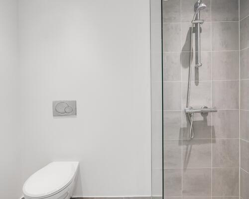 Dejlig 2-værelses med massere af lys og luft