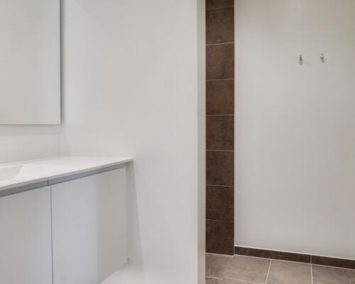 Teglværkskanten - Lækker og lys 2-værelses lejlighed med altan