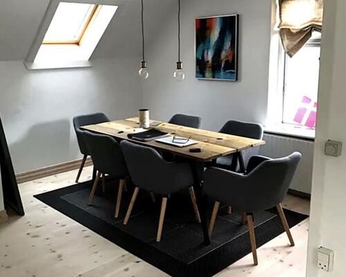 Flot og velholdt lejlighed i hyggelige omgivelser