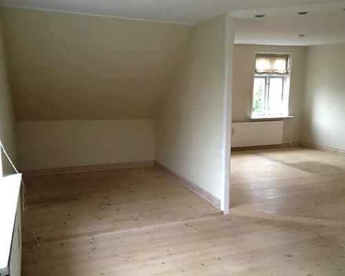 Flot og velholdt lejlighed i hyggelige omgivelser