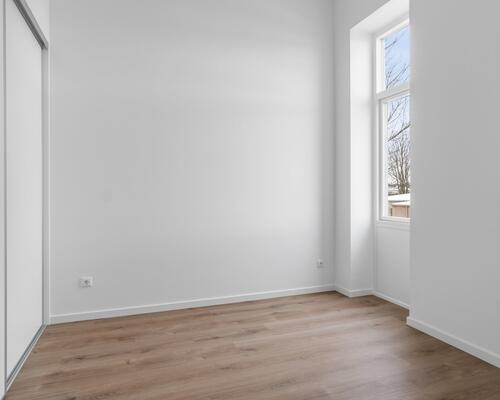 Rummelig lejlighed med lys og stemning i Svenstrup