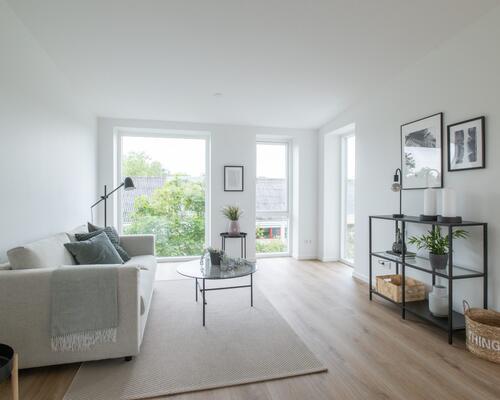 Rummelig lejlighed med lys og stemning i Svenstrup