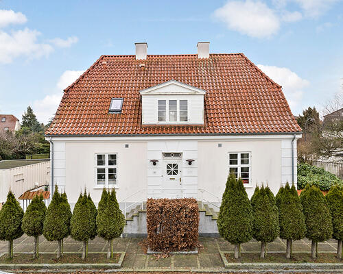 6 værelses hus i Charlottenlund