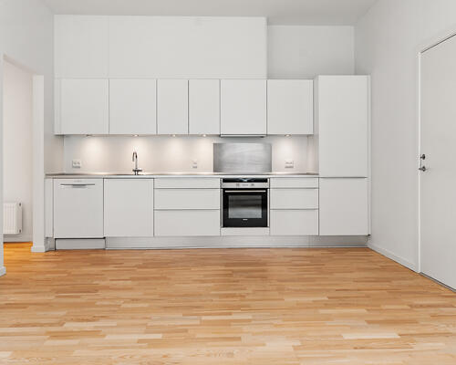 ✨ Lys og rummelig 4-værelses lejlighed midt i Odense C – perfekt som delelejlighed! ✨