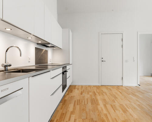 ✨ Lys og rummelig 4-værelses lejlighed midt i Odense C – perfekt som delelejlighed! ✨