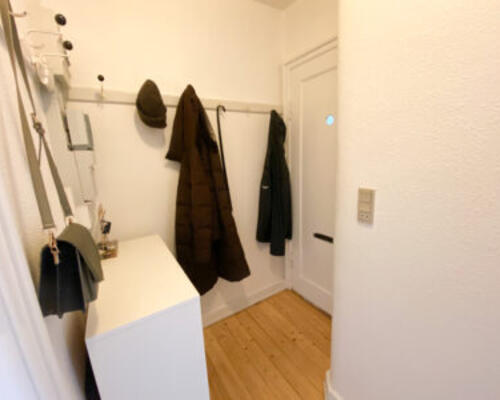 Lys og rummelig 2-værelses lejlighed på Himmerlandsgade