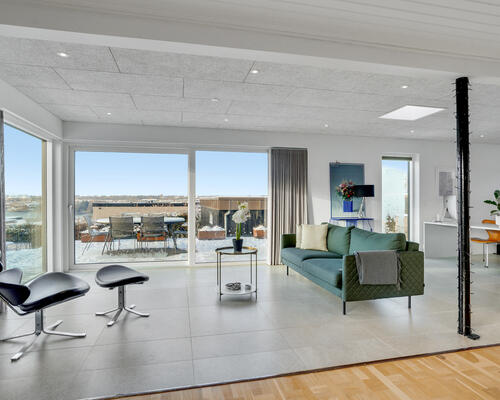 Stor og rummelig udsigtsvilla, Viborg