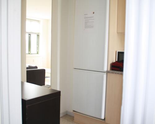 Dejlig lys 2 værelseslejlighed