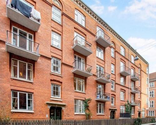 Skøn lejlighed i starten af Amagerbrogade | København S