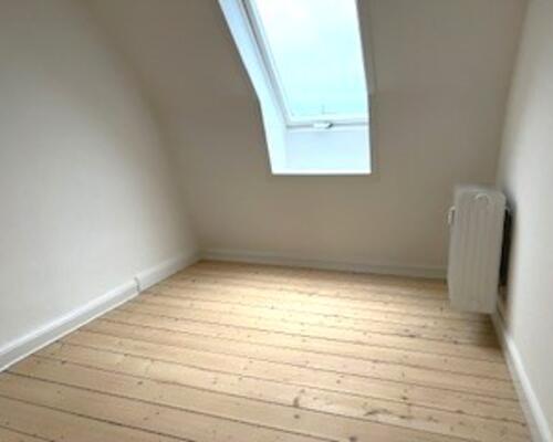 Flot 3 værelses lejlighed på lukket vej centralt i Nyborg -83 Kvm