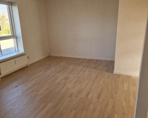 Lækker lejlighed i Tylstrup