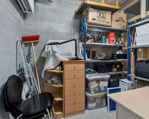 Moderne 3-værelses på 79 m2 med stor altan, elevator og udsigt – bus lige ved døren i Nørresundby