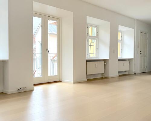 Lækker citylejlighed med altan