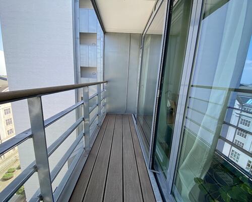 Skøn lys penthouse i to plan