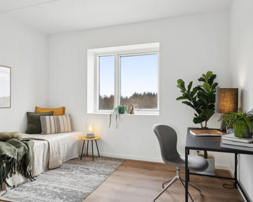 Skøn og lækker 4-værelses lejlighed med altan