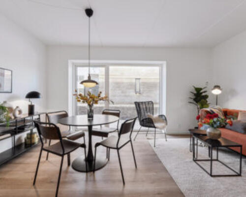 Skøn og lækker 2-værelses lejlighed med terrasse