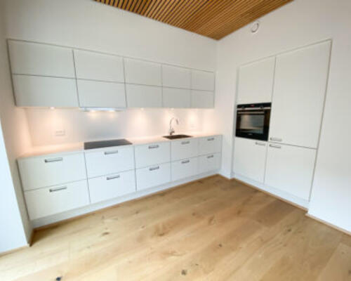 Lækker 3-værelses kvalitetslejlighed med skøn placering