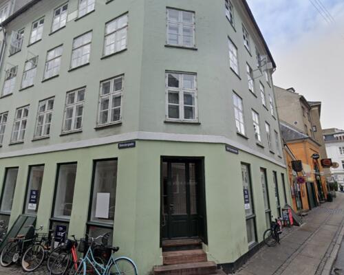 Klassisk 4-værelses med attraktiv beliggenhed!