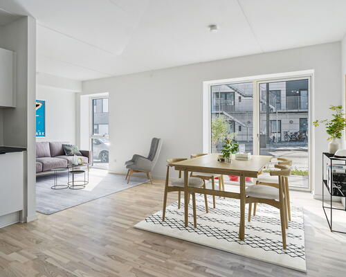 Egedal Stationsby - Lys og indbydende 2 vær. lejebolig med altan