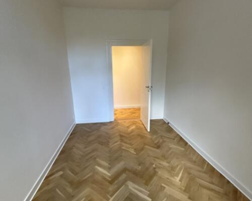 Charmerende 5-Værelses lejlighed ved Sortedams Sø , Østerbro