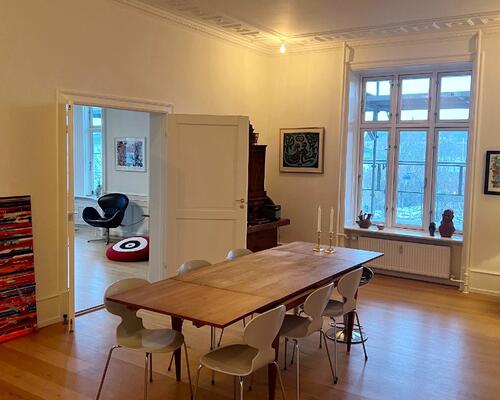 7 værelses lejlighed i Hellerup