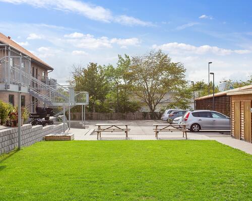 Moderne 2-værelses centralt i Hillerød