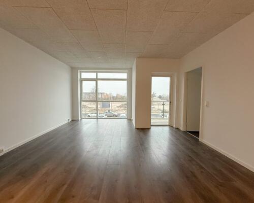 Lys og nyere 4-værelses lejlighed i Randers NV