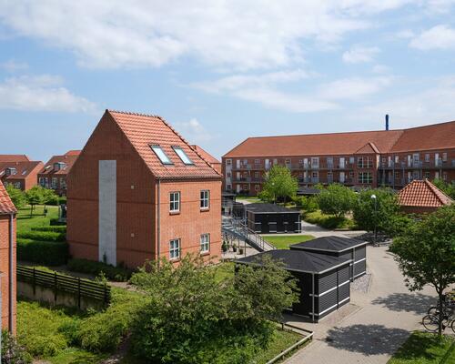 Skøn 3-værelses lejlighed med altan