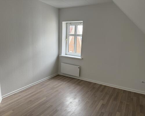 Moderne 3-værelses lejlighed i centrum af Skive – ledig nu!
