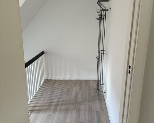 Moderne 3-værelses lejlighed i centrum af Skive – ledig nu!
