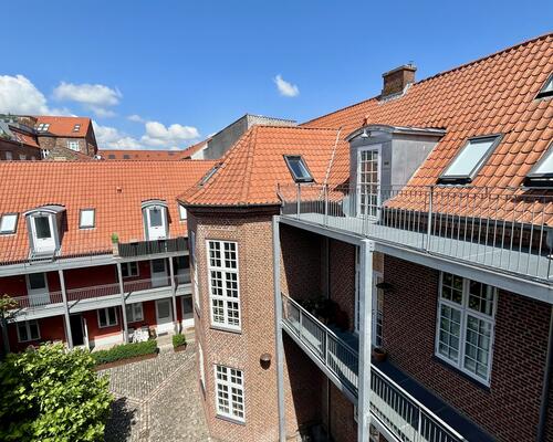 Charmerende, moderne taglejlighed - KUN 50 meter fra gågaden i Horsens