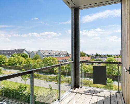 Delevenlig for tre personer - 3 km til UNI