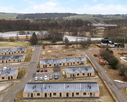 NYERE OPFØRTE BOLIGER I TØRRING!