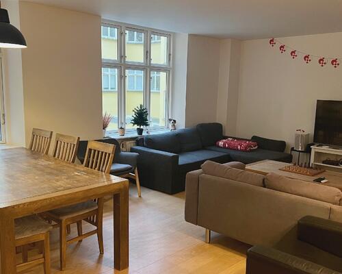 5 værelses lejlighed i København K