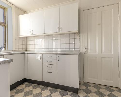 Charmerende lejlighed med attraktiv beliggenhed - husdyr tilladt