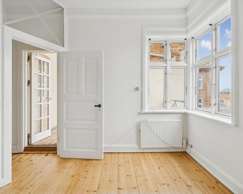 Skøn herskabslejlighed på Sct. Mathias Gade