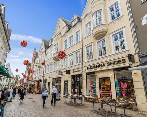 Skøn herskabslejlighed på Sct. Mathias Gade