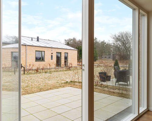 NYERE OPFØRTE BOLIGER I TØRRING!