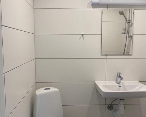 Flot, renoveret lys lejlighed