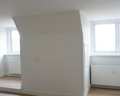 Lys 2-Værelses Lejlighed I Hjørring