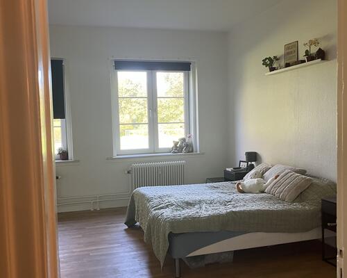 Stor lejlighed i skønne omgivelser