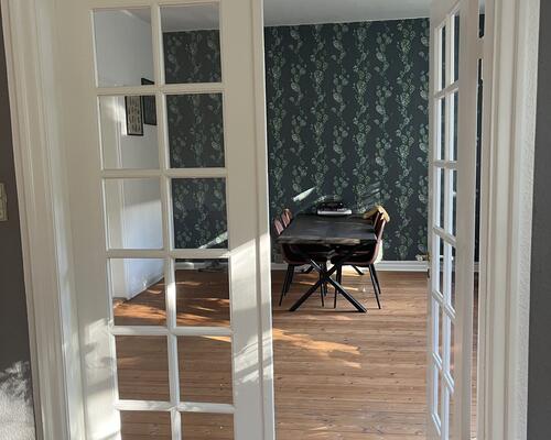 Stor lejlighed i skønne omgivelser