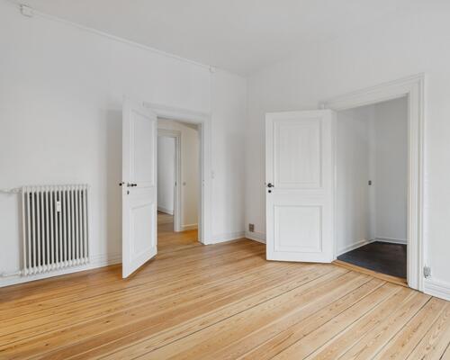 Nyrenoveret og lækker 3’er med nyt køkken