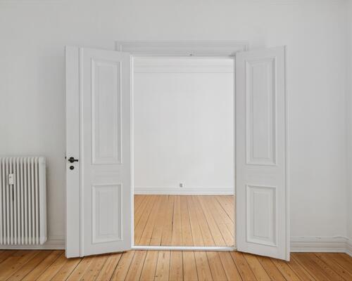 Nyrenoveret og lækker 3’er med nyt køkken