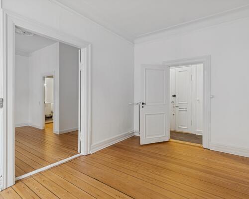 Nyrenoveret og lækker 3’er med nyt køkken