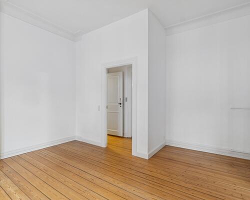 Nyrenoveret og lækker 3’er med nyt køkken