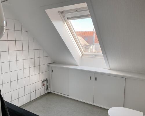 Skøn 4-værelses lejlighed i Viby